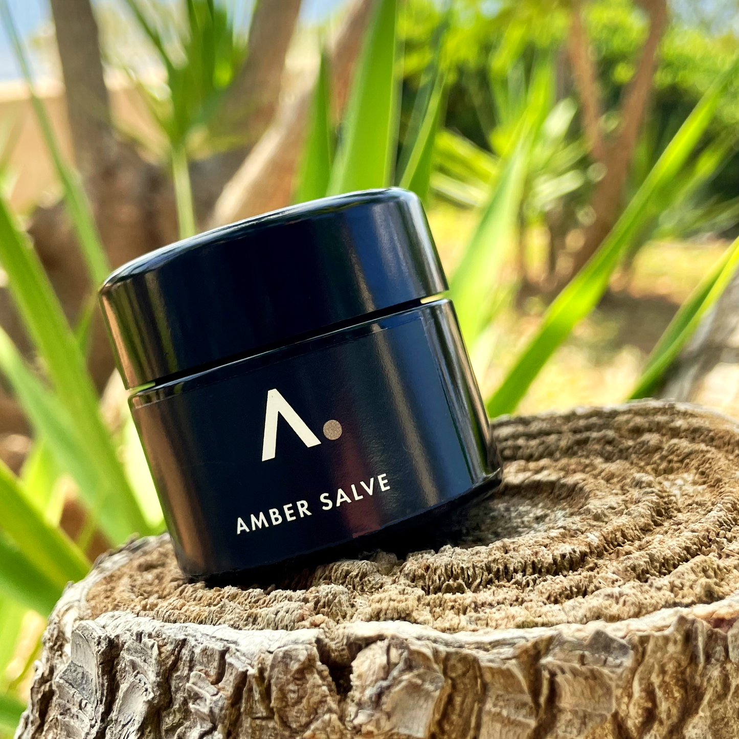 "Unlock Your Muscles' Full Potential with AMBER SALVE - The Natural Solution for Post-Workout Recovery!"